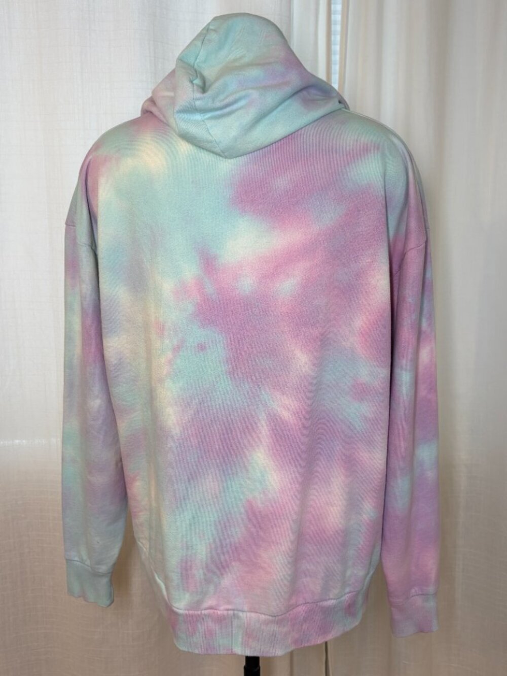 Wild Fable Pastel Tie Dye Hoodie - Boxy Fit - Picture 2 of 9